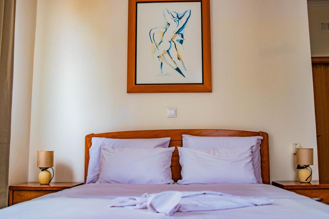 סאו טומה Hotel Vitoria מראה חיצוני תמונה